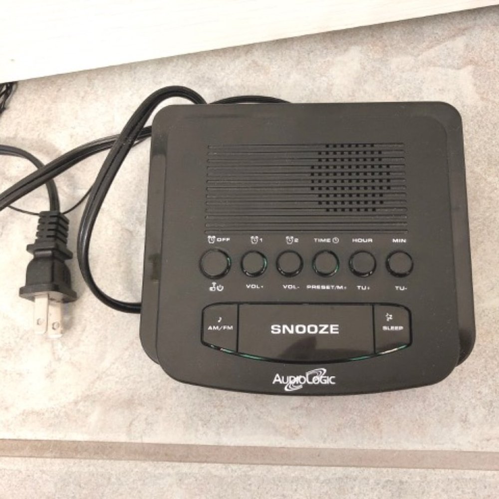 NEW Digital Clock / Alarm Clock - Picture 7 of 7